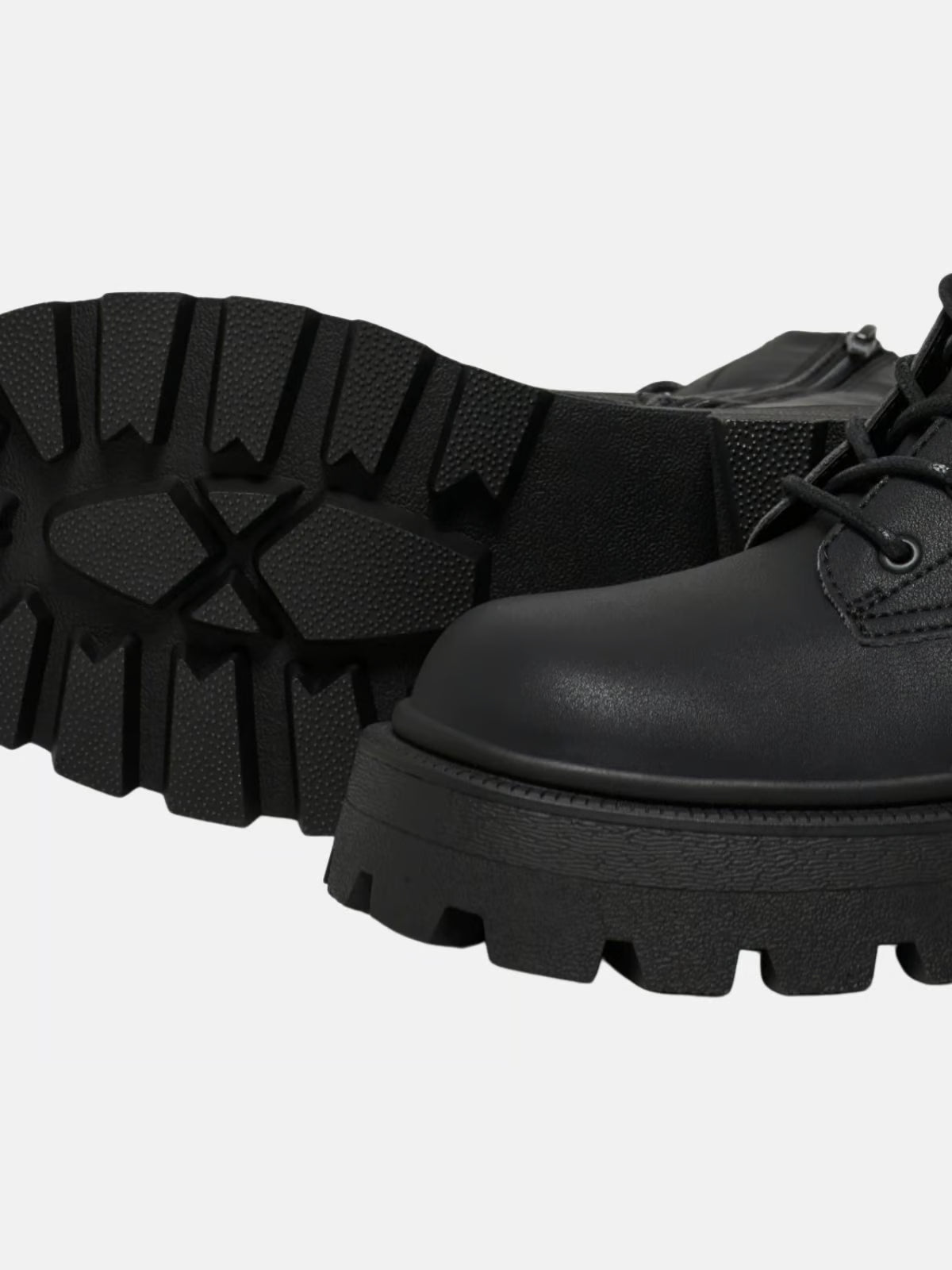 ONLY ONLBANYU-3 PU MONOCHROME LACE BOOT NOOS